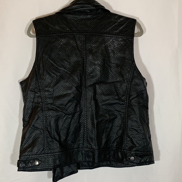 Nevada Faux Leather Style Vest Jacket - Picture 7 of 9
